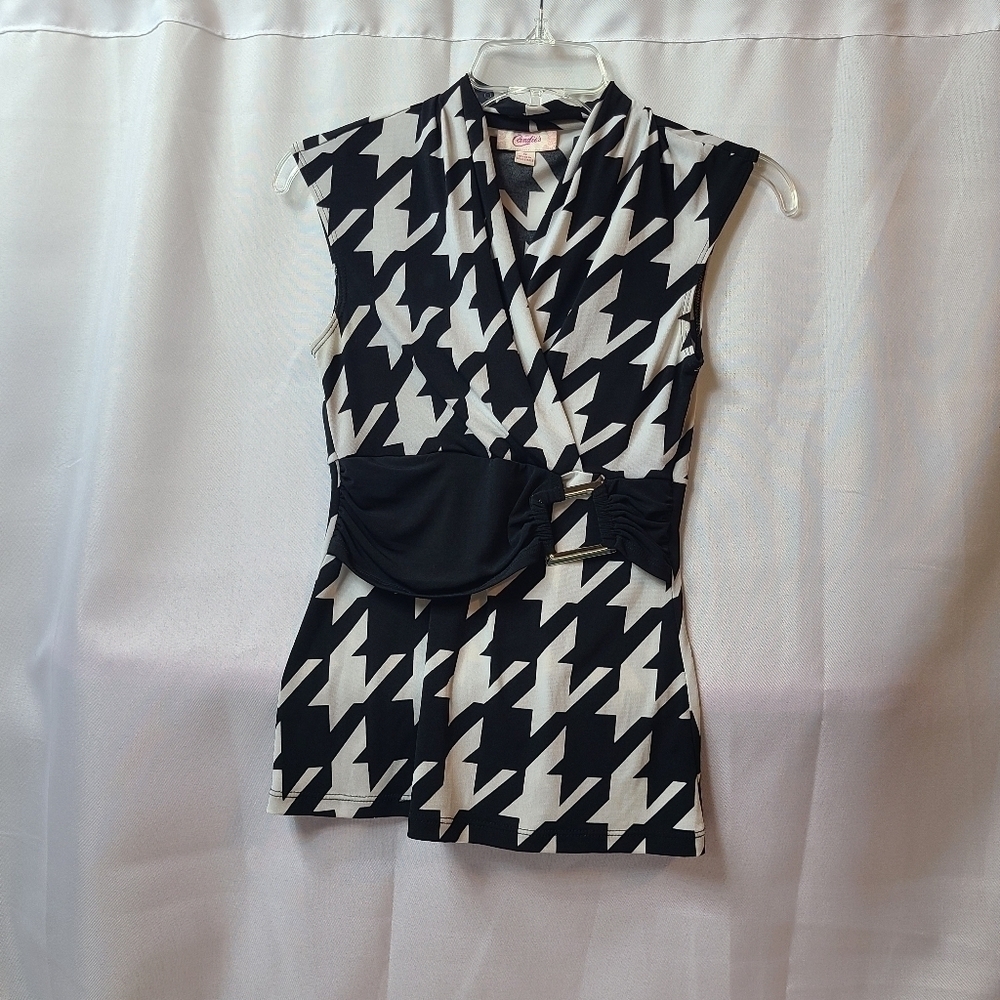 Candies Preppy Black and White Cheveron Pattern Blouse with Belt  Women's Small